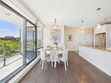 708 7360 Elmbridge Way, Richmond, BC, Richmond — Apartment/Condo for sale