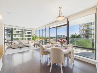 708 7360 Elmbridge Way, Richmond, BC, Richmond — Apartment/Condo for sale