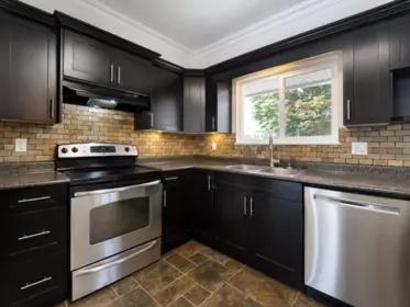 Breakfast Nook Photo of 31975 Raven Avenue, Mission, BC