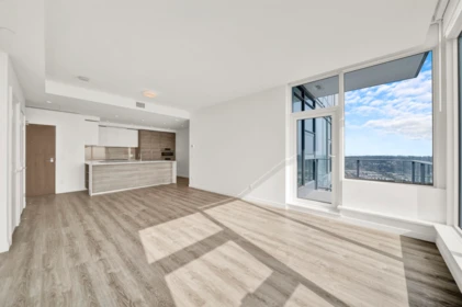 5001 680 Quayside Drive, New Westminster, BC, New Westminster — Apartment/Condo for sale