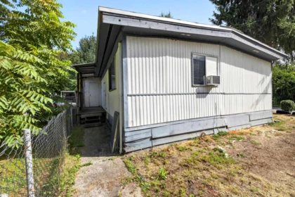 Garden / Landscaping Photo of 109 3942 Columbia Valley Road, Cultus Lake, BC