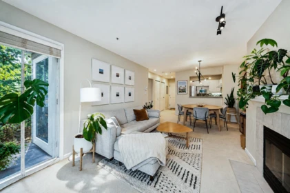 Entry Foyer Photo of 234 8880 Jones Road, Richmond, BC