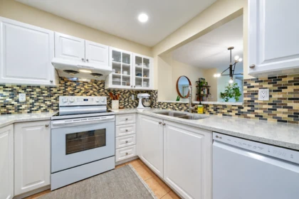 Kitchen Island Photo of 234 8880 Jones Road, Richmond, BC