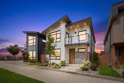 4725 Blue Heron Way, Tsawwassen, BC, Tsawwassen — Single Family Residence for sale