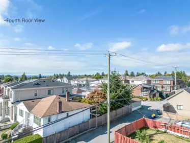 Breakfast Nook Photo of 2840 E 49th Avenue, Vancouver, BC