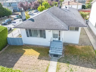 Exterior Rear Photo of 2840 E 49th Avenue, Vancouver, BC