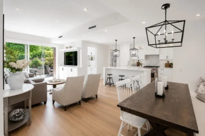 Kitchen Photo of 102 1055 Ridgewood Drive, North Vancouver, BC