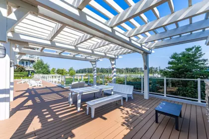 Kitchen Island Photo of 113 5535 Admiral Way, Delta, BC