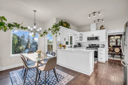 Primary Bedroom Photo of 10442 Tamarack Crescent, Maple Ridge, BC