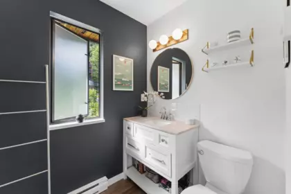 Laundry Room Photo of 6650 Nelson Avenue, West Vancouver, BC