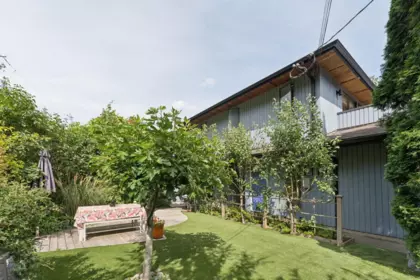 Outdoor Patio Photo of 6650 Nelson Avenue, West Vancouver, BC