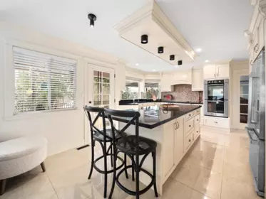 Kitchen Photo of 15160 81 Avenue, Surrey, BC