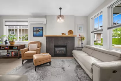 Kitchen Island Photo of 28 19452 Fraser Way, Pitt Meadows, BC