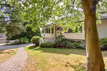 Garden / Landscaping Photo of 118 101 Parkside Drive, Port Moody, BC