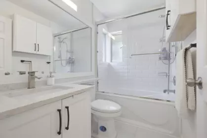Hot Tub / Spa Photo of 8 920 Citadel Drive, Port Coquitlam, BC