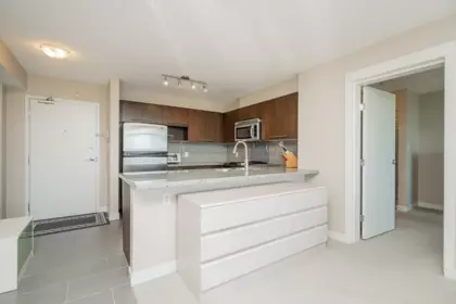 Kitchen Island Photo of 1201 9171 Ferndale Road, Richmond, BC