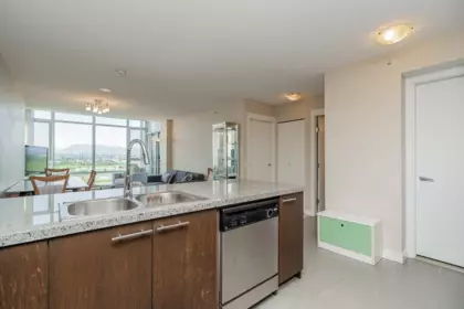 Kitchen Photo of 1201 9171 Ferndale Road, Richmond, BC
