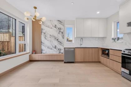 3 1325 E 37th Avenue, Vancouver, BC, Vancouver — Half Duplex for sale