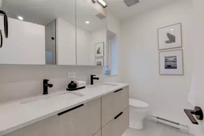 Laundry Room Photo of 8 339 Keary Street, New Westminster, BC