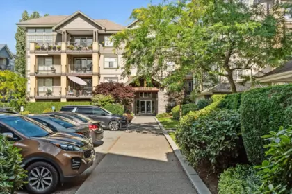 109B 45595 Tamihi Way, Chilliwack, BC, Chilliwack — Apartment/Condo for sale