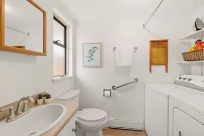 Guest Bathroom Photo of 3455 Coast Meridian Road, Port Coquitlam, BC