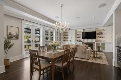Breakfast Nook Photo of 1160 W 57th Avenue, Vancouver, BC