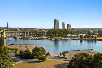 Aerial View of 901 1233 Beach Avenue, Vancouver, BC