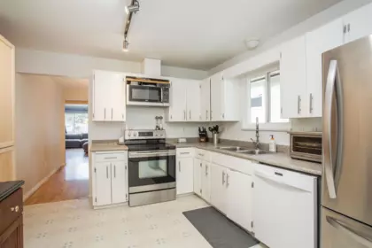 11270 Harrison Street, Maple Ridge, BC, Maple ridge — Single Family Residence for sale