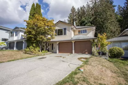 Staircase Photo of 11270 Harrison Street, Maple Ridge, BC