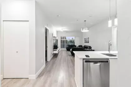 Kitchen Photo of 308 9015 120 Street, Delta, BC