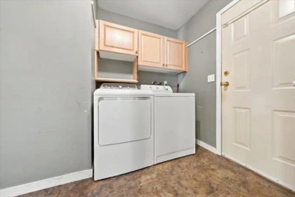Powder Room Photo of 21583 126 Avenue, Maple Ridge, BC