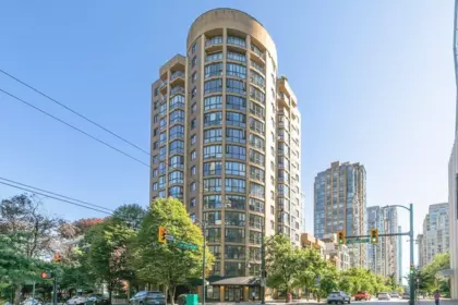 Office / Den Photo of 408 488 Helmcken Street, Vancouver, BC