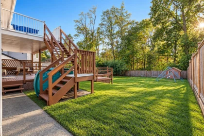 Garden / Landscaping Photo of 14287 73a Avenue, Surrey, BC