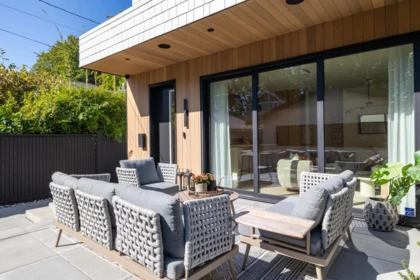 2 58 E 40th Avenue, Vancouver, BC, Vancouver — Half Duplex for sale