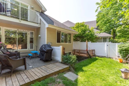 Living Room Photo of 7 13918 58 Avenue, Surrey, BC