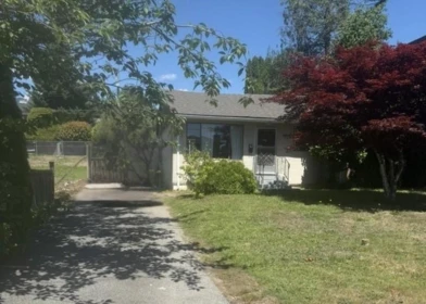 446 E 16th Street, North Vancouver, BC, North Vancouver — Single Family Residence for sale