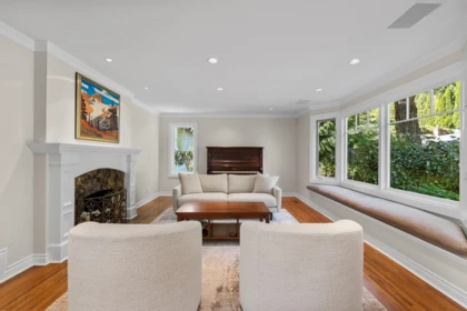 Living Room Photo of 4638 Caulfeild Drive, West Vancouver, BC