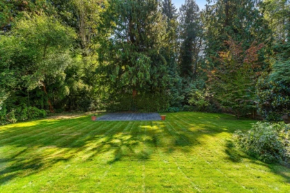 Office / Den Photo of 4638 Caulfeild Drive, West Vancouver, BC