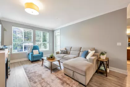 202 5430 201 Street, Langley, BC, Langley — Apartment/Condo for sale