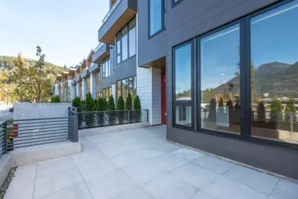 101 1502 Scott Crescent, Squamish, BC, Squamish — Townhouse for sale