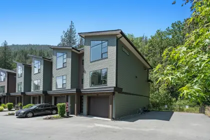 1 520 Hot Springs Road, Harrison Hot Springs, BC, Harrison hot springs — Townhouse for sale