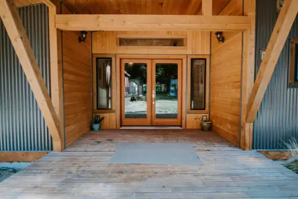 7999 Northwood Road, Halfmoon Bay, BC, Halfmoon bay — Single Family Residence for sale