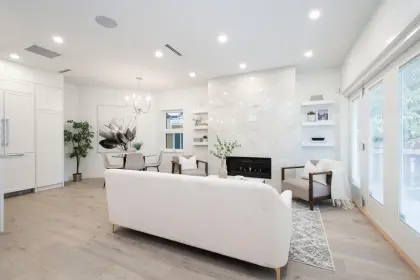 1 381 E 19th Avenue, Vancouver, BC, Vancouver — Half Duplex for sale