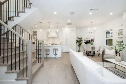 1 381 E 19th Avenue, Vancouver, BC, Vancouver — Half Duplex for sale
