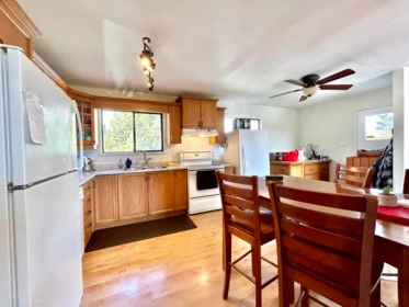 740 Maplewood Lane, Gibsons, BC, Gibsons — Single Family Residence for sale