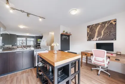 37 19448 68 Avenue, Surrey, BC, Surrey — Townhouse for sale