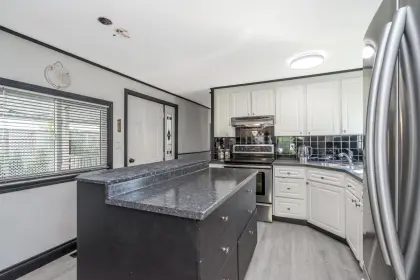 115 1840 160 Street, Surrey, BC, Surrey — Manufactured Home for sale