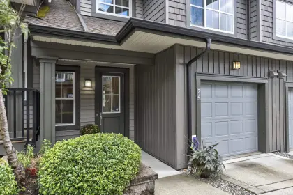 24 11176 Gilker Hill Road, Maple Ridge, BC, Maple ridge — Townhouse for sale