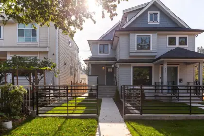 2198 E 19th Avenue, Vancouver, BC, Vancouver — Half Duplex for sale