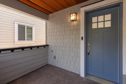 2198 E 19th Avenue, Vancouver, BC, Vancouver — Half Duplex for sale